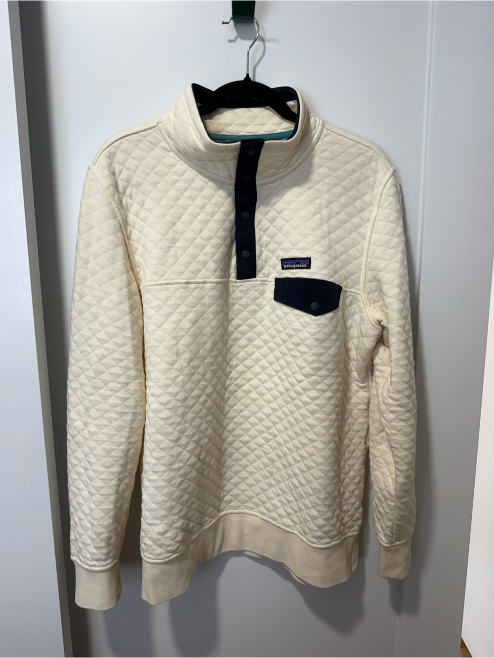 Patagonia Quilted Pullover Sweatshirt in Cream with Navy Accents